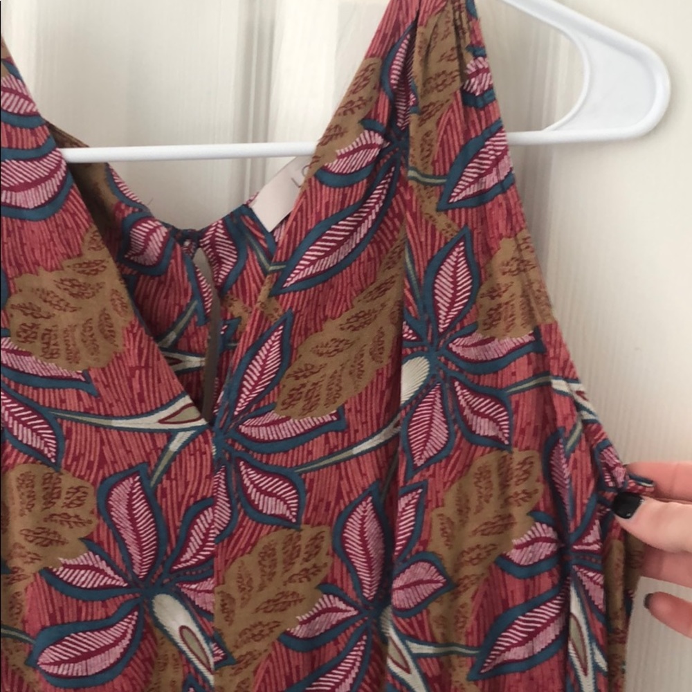 Perfect Spring or Summer Tank - Picture 2 of 2